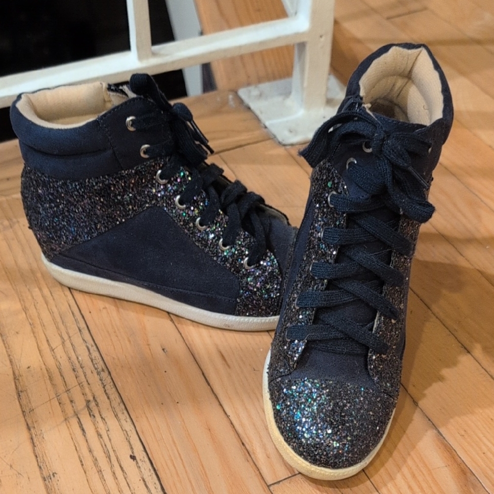Qupid Black Glitter High-Top Sneakers